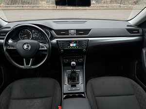 Skoda Superb 1.4 110kw N1 (7 foto / 9)