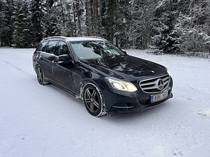 Mercedes-Benz E350 4matic (1 foto / 13)