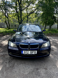 BMW 320i automaat, reg makstud (3 foto / 14)