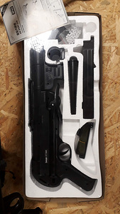 Relvamudel MP40, plastik, 1: 1 (2 foto / 5)