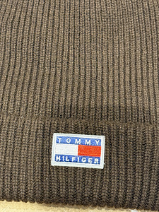 Tommy Hilfiger müts (3 foto / 5)