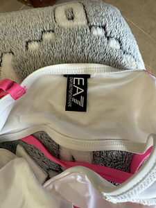 Emporio Armani ujumistrikoo (4 foto / 4)