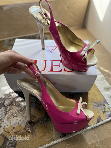 GUESS kingad, suurus 40