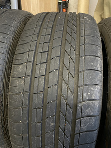 245/40/19 Goodyear Excellence suverehvid 6,5mm ja 7,5mm (5 foto / 9)