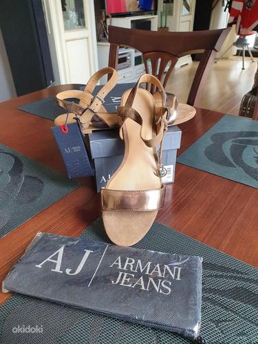 Кожаные сандалии armani. Размер 36-37 (фото #2)