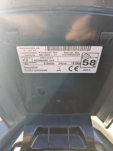 Robotniiduk Husqvarna Automover 330X (7 foto / 10)