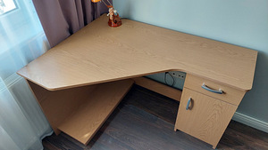 Kirjutuslaud (2 foto / 3)