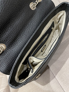 Guess kott (3 foto / 3)