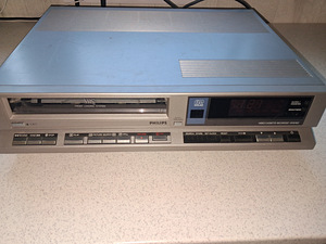 Philips Video-Recorder VR6462 (1 foto / 2)