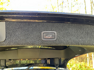 Volvo V70 2.4 D5 AWD 151kw (7 foto / 8)