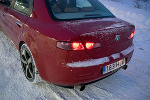 ALFA ROMEO 159 1.9JTDM (4 foto / 15)