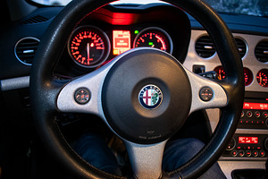 ALFA ROMEO 159 1.9JTDM (6 foto / 15)