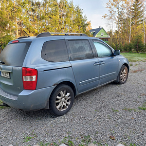 Kia Carnival 2006 (1 foto / 6)