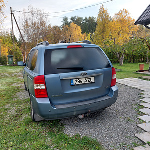 Kia Carnival 2006 (3 foto / 6)