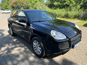 Porsche Cayenne (2 фото из 9)