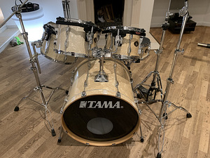 TAMA ROCKSTAR TRUMMIKOMPLEKT (1 foto / 9)