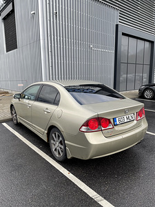 Honda Civic 2008 1.8 103kW (1 foto / 5)