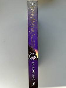Harry Potter and the phylosopher’s stone, J. Rowling (2 foto / 3)