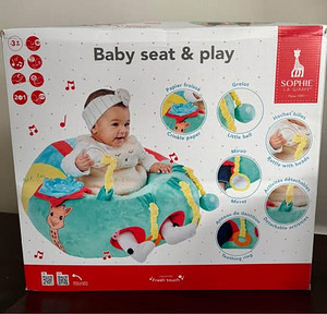 Beebi padi/iste BABY SEAT & PLAY SOPHIE LA GIRAFE (1 foto / 2)