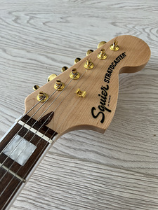 Fender Squier Stratocaster 40th anniversary gold edition (4 foto / 6)