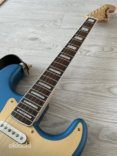 Fender Squier Stratocaster 40th anniversary gold edition (foto #5)