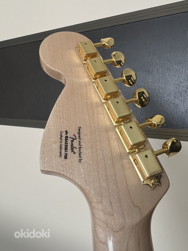 Fender Squier Stratocaster 40th anniversary gold edition (фото #6)