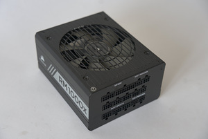 Corsair RM1000x 1000W 80+ Gold Fully Modular ATX PSU (1 foto / 4)