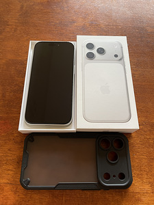 iPhone 17 pro 256gb silver (2 foto / 9)