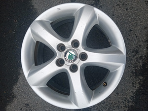 SKODA, WV, AUDI, SEAT - R15, 5X100, 6J, D57.1 (1 foto / 4)