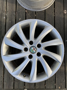 Диски 17 Alfa Romeo (6 фото из 6)