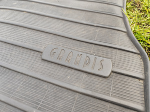 Jalamatid Komplekt Mitsubishi Grandis (3 foto / 4)