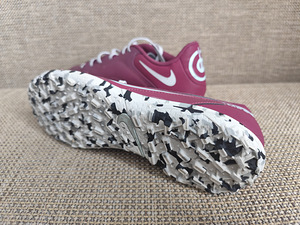 Nike tossud, Puutsad, Suurust 42 (2 foto / 4)