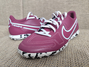 Nike tossud, Puutsad, Suurust 42 (4 foto / 4)