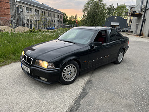 BMW 316 e36 на запчасти (4 фото из 8)