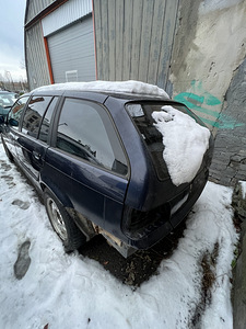 BMW e36 318 touring varuosadeks (9 foto / 9)