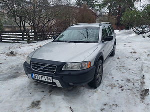 VOLVO XC 70 (2 foto / 12)