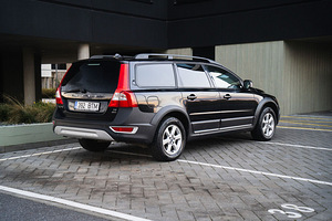 Volvo XC70 2.4 136kW (13 foto / 15)
