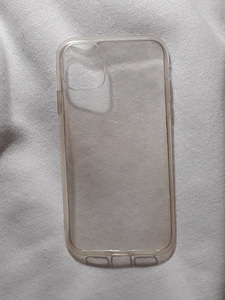 iPhone 11 64GB (6 foto / 6)