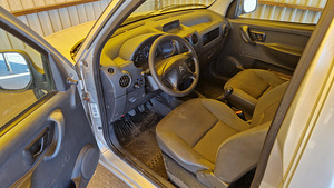 Citroen Berlingo 1.6HDi 55kW (7 foto / 10)