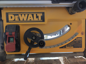 Saepink DeWalt DWE7492 (3 foto / 3)