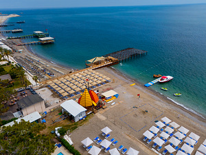 OJI BEACH HOTEL (9 фото из 10)