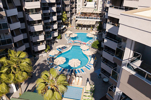 THE NORA HOTELS FAMILY CLUB (3 foto / 10)