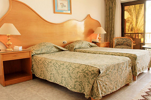 TURQUOISE BEACH HOTEL (7 фото из 10)