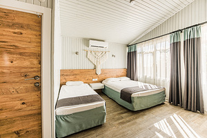 LEDA BEACH HOTEL (6 фото из 10)