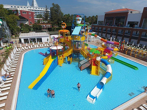 CLUB AQUA PLAZA HOTEL (10 foto / 10)