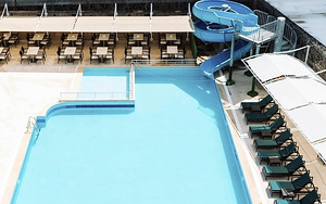 BESO BEACH HOTEL (8 foto / 10)