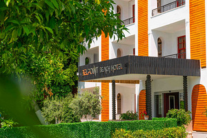 BELPOINT BEACH HOTEL (3 foto / 10)