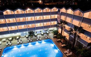 SIDE SPRING HOTEL (2 foto / 10)