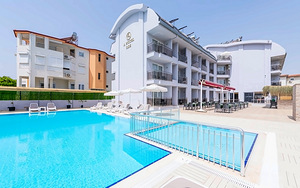 A HOTEL SIDE (1 фото из 10)