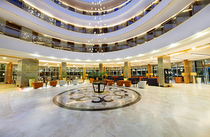MICHELL HOTEL & SPA (8 фото из 10)